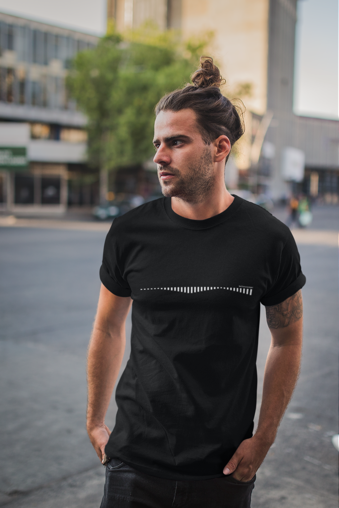 'LEVELS' T-Shirt